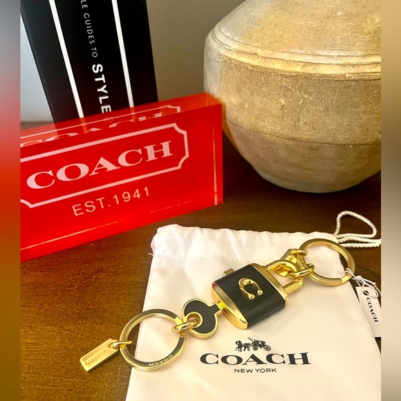 Coach Valet Lock and Key (NWT) - Picture 1 of 4
